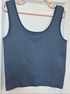 Athleta Girl cropped athletic tank